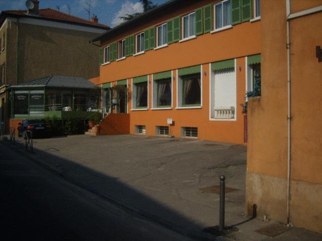 Auberge De La Vallée Francheville  Buitenkant foto